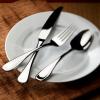 imageOneida H003020A Voss 20 Piece Everyday Flatware Set Service For 445Piece Flatware Set